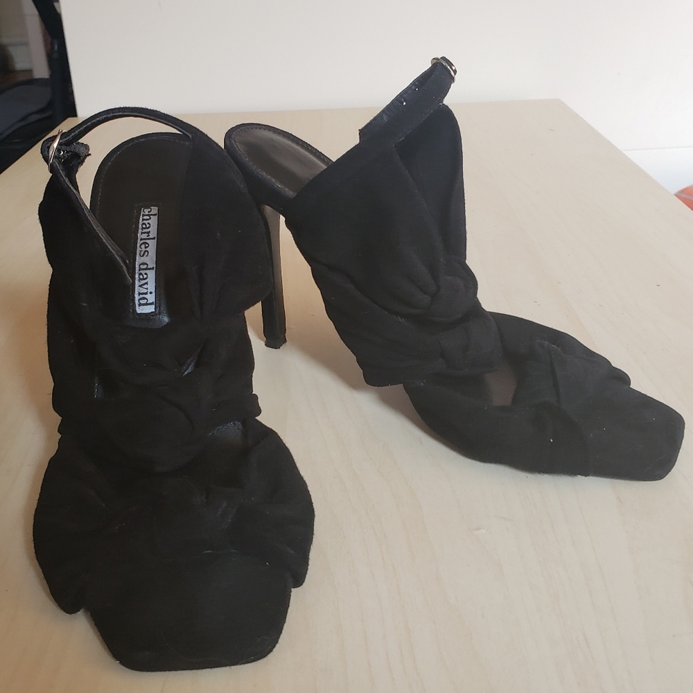 Black Suede 'Vinnie' Knotted Slingback Sandal by Charles David SIZE 8 - Picture 7 of 14
